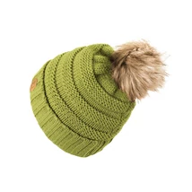 Delphin folkschool téli sapka