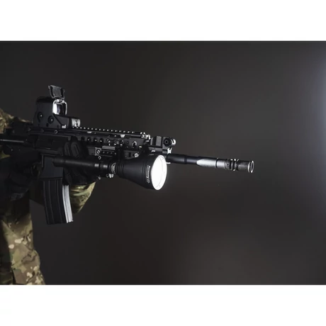 Armytek barracuda pro
