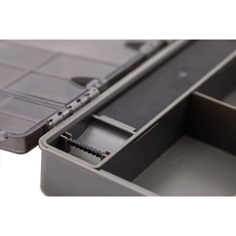   Korda basix tackle box szerelékes doboz